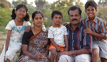 Anbaale Azhagagum Veedu Song Lyrics