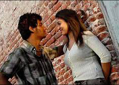 Muthuna Moonjikku Song Lyrics