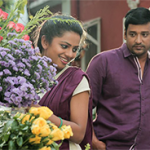 Paathum Paakkaama Lyrics — Kurangu Bommai