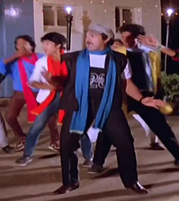 Yaaru Yaaru Indha Kizhavan Song Lyrics