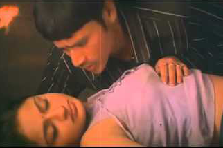 Kai Padamalae Song Lyrics