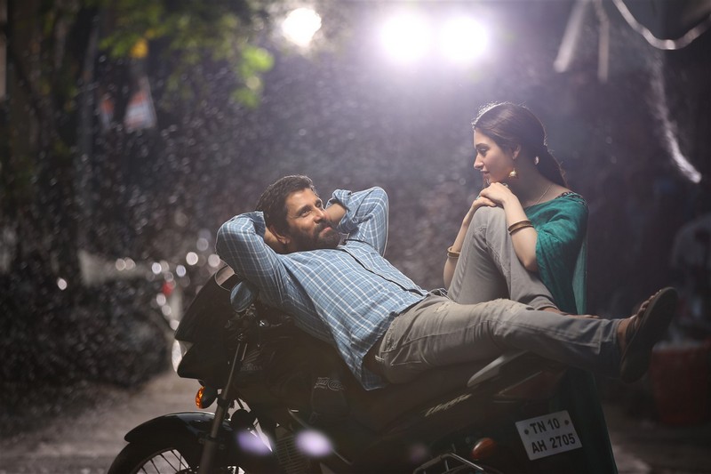 Vaanam Thoorammalae Song Lyrics