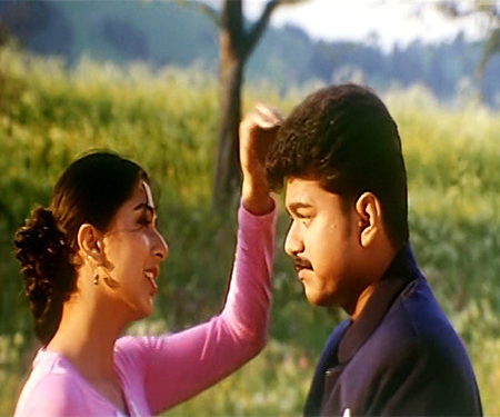 Kadhal Solvadhu Song Lyrics