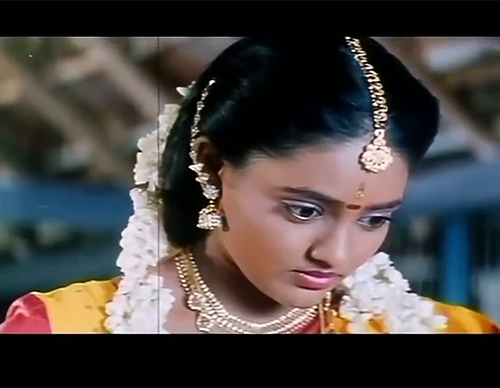 Muthumani Ther Irukku Song Lyrics