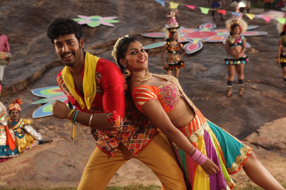 Adi Pappali Pazhame Song Lyrics