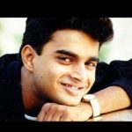 Parthale Paravasam Lyrics — Paarthale Paravasam