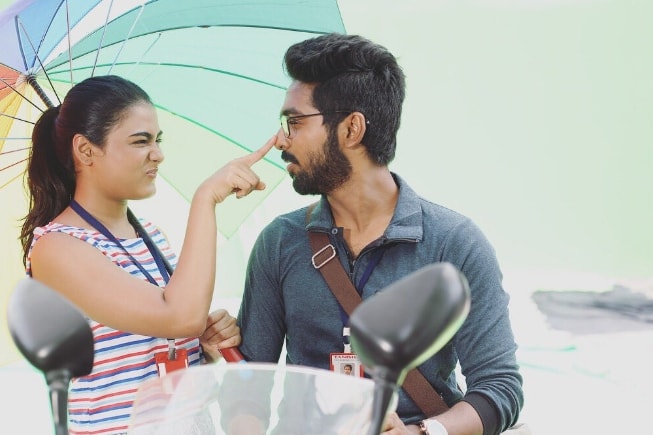 Yeanadi Yeanadi Song Lyrics