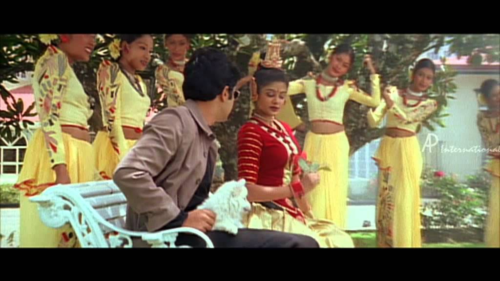 Azhagiya Cinderella Song Lyrics