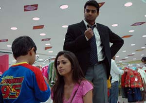 Nee Dhooramaai Song Lyrics