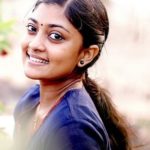 Poo Vendru Lyrics — Thuppakki Munai