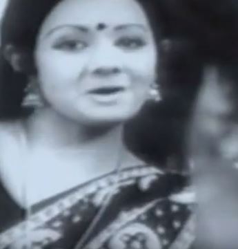 Kaalai Paniyil Aadum Song Lyrics