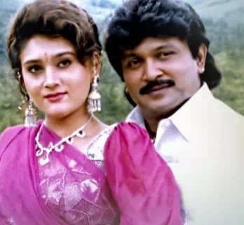 Chinna Poove Lyrics — Kattumarakaran