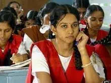 Yaaradicha Yaaradicha Lyrics — Pirappu