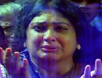 Tharai Varamal Lyrics — Chandralekha (1995 film)