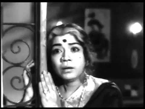 Oru Naal Iravu Lyrics — Kaaviya Thalaivi