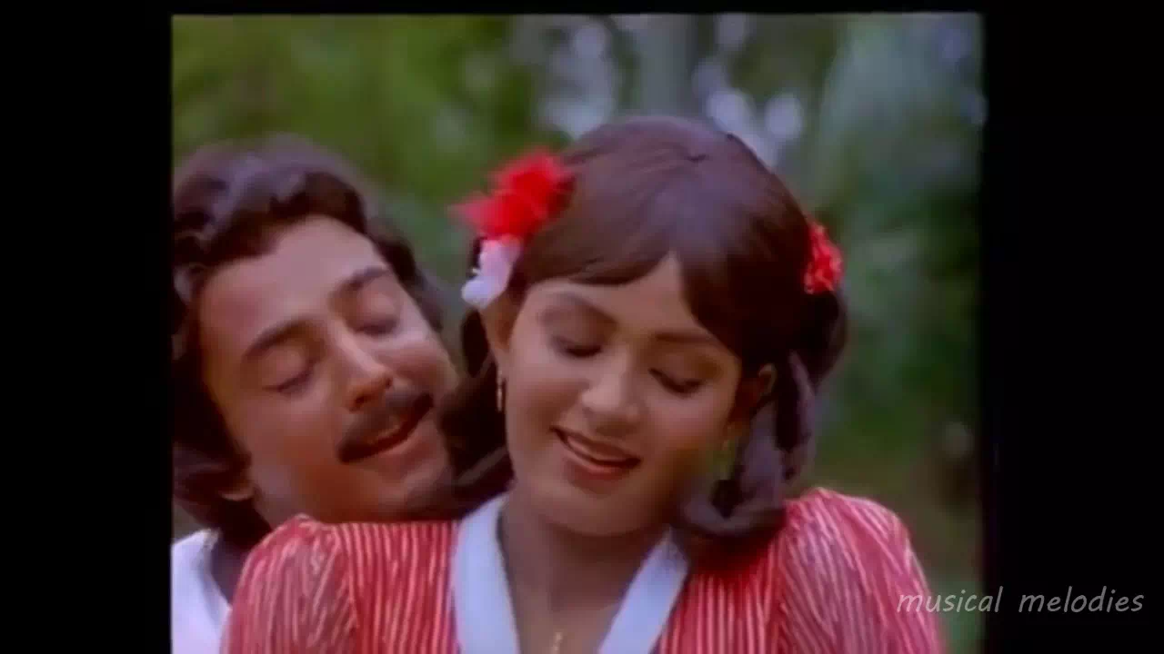 Poo Vaadaikatru Lyrics — Gopurangal Saivathillai