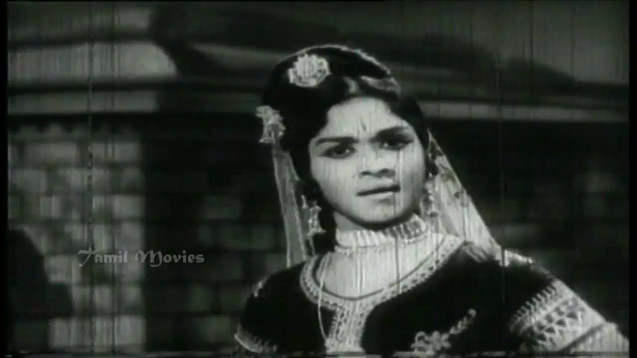 Pan Paadum Lyrics — Arasa Kattalai