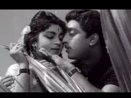 Santhipoma Indru Lyrics — Chithi