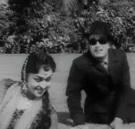 Siriththu Siriththu Lyrics — Thaai Sollai Thattadhe