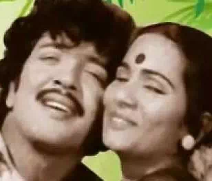 Poonthenil Kalanthu Female Song Lyrics