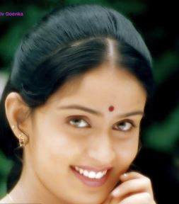 Vatta Nilave Song Lyrics