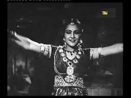 Paattil Enna Solven Song Lyrics