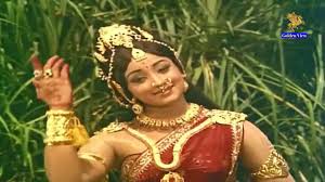 Kannai Pole Mannai Kakkum Song Lyrics