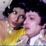 Puriyaadhadhai Puriyavaikkum Lyrics — Navarathinam