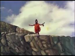 Ulagam Samanilai Song Lyrics