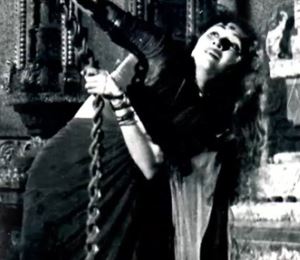 Kotravan Madhurai Moodhor Song Lyrics