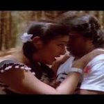 Kai Thottu Parkkanum