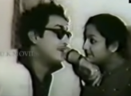 Poovil Vandu Bothai Kondu Song Lyrics