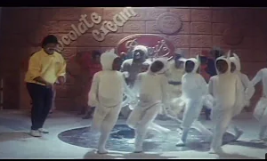 Aaduthu Paar Song Lyrics