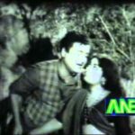 Paarthalum Paarthen Naan Lyrics — Aayiram Roobai