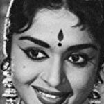 Vaanai Maranthu Nindra Lyrics — Thamarai Nenjam