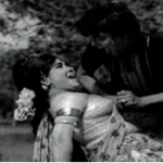 Paalu Vikkira Pathumma Lyrics — Delhi To Madras