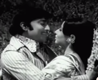 Malai Saaralil Song