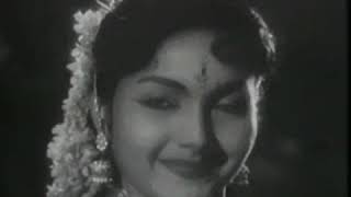 Anbil Aaduthe Song Lyrics