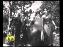 Anna Nadai Chinna Song Lyrics