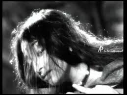 Iraiva Unakku Song Lyrics