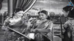 Arpudha Kaatchi Song Lyrics