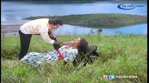 Aathadi Etho Asaigal Song Lyrics
